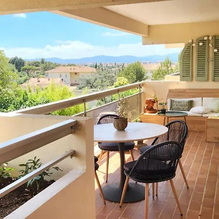Apartment Bel Raphael